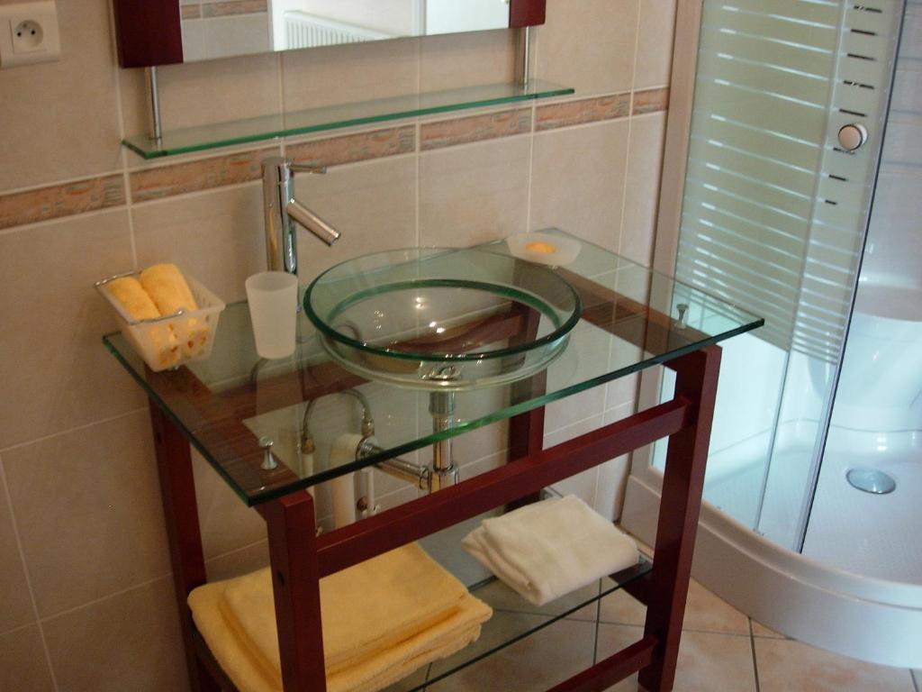 L'Epicurien Hotel Saint-Nicolas-de-Port Phòng bức ảnh